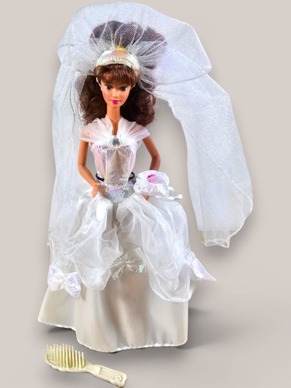 Mattel Disney Beauty and the Beast Belle Wedding Fashion Doll #10909 VTG 1993